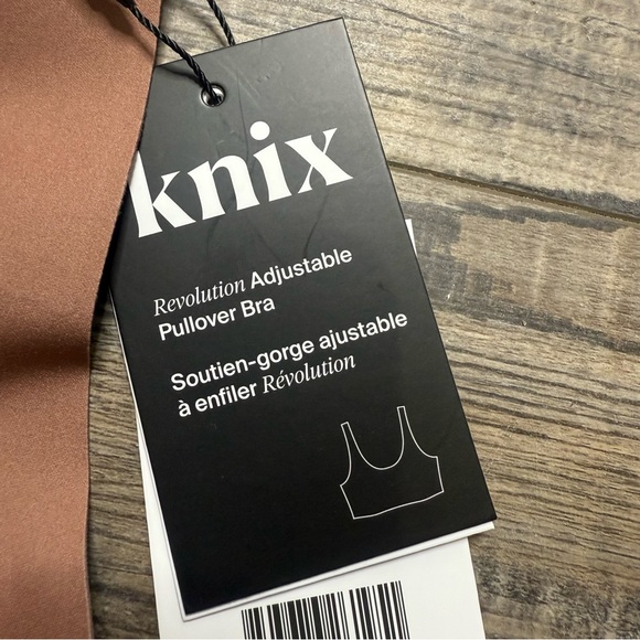 Knix Revolution Adjustable Pull Over Bra - Picture 2 of 8